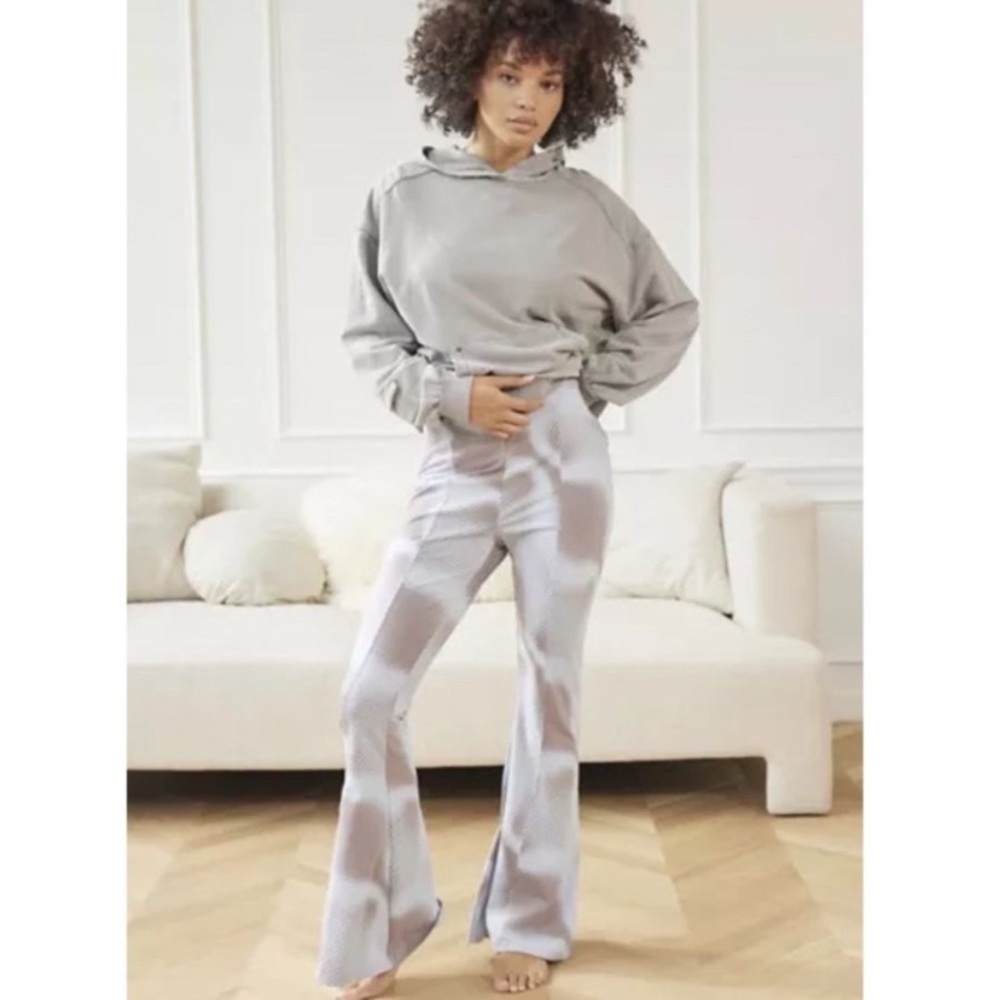 UO Out From Under Aria Seamed Flare Pant Size Small